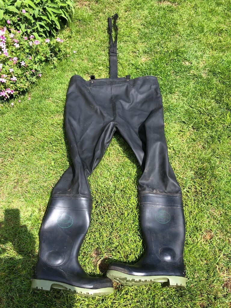 waders with steel toe caps